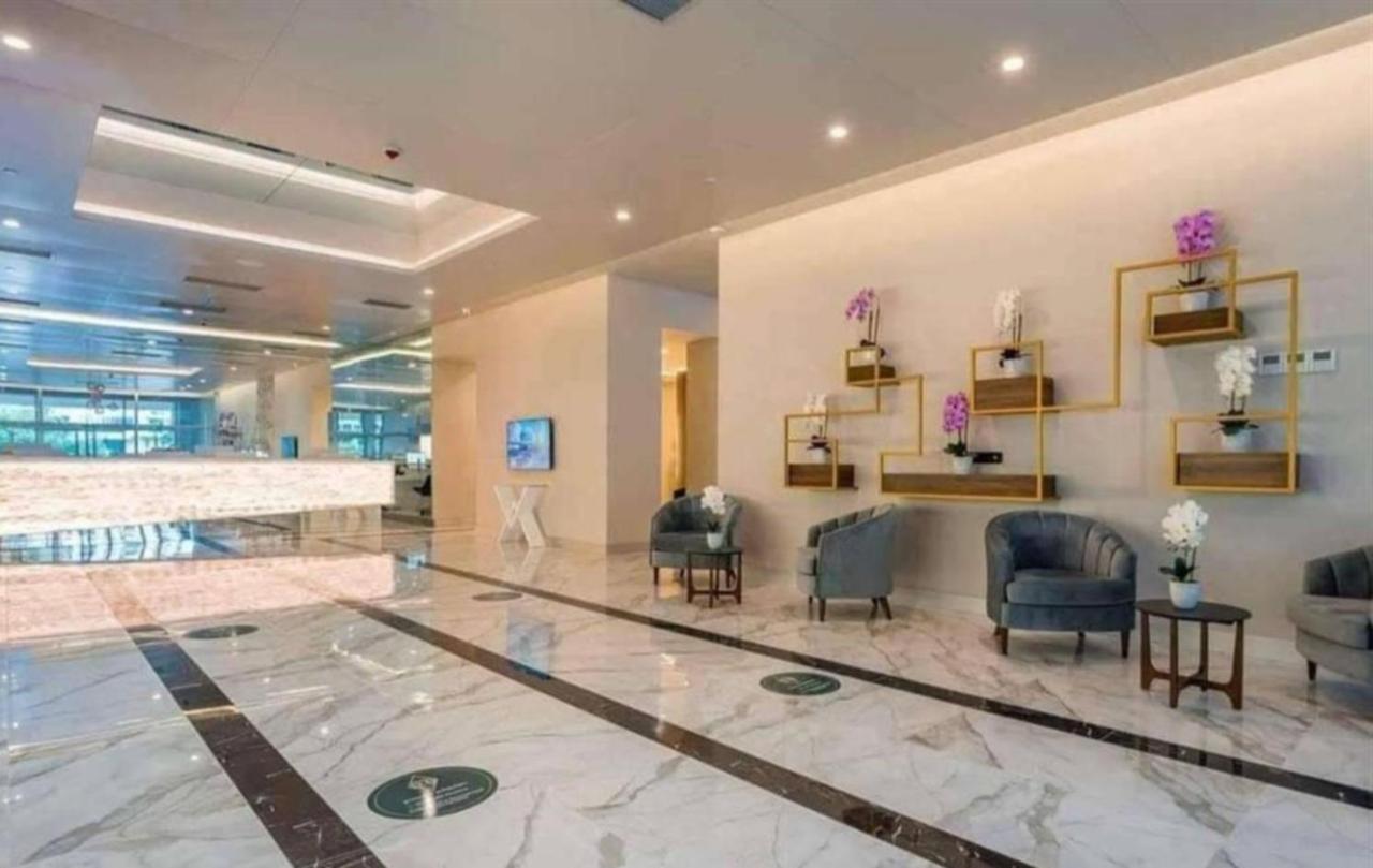 Orbi City Batumi Sea View Aparthotel Экстерьер фото