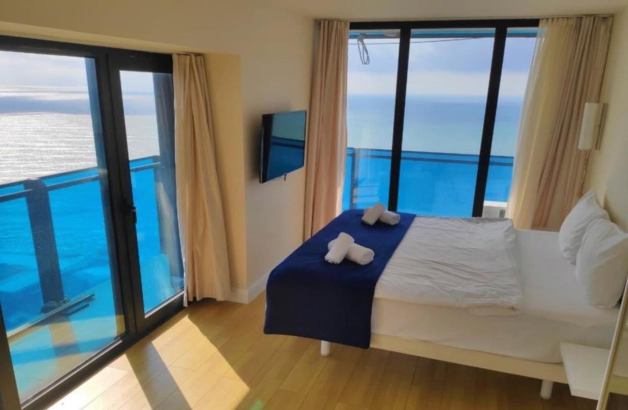 Orbi City Batumi Sea View Aparthotel Экстерьер фото