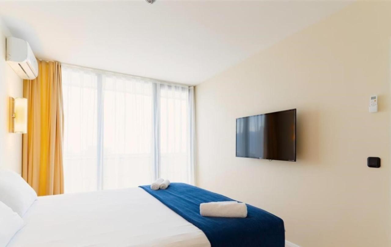 Orbi City Batumi Sea View Aparthotel Экстерьер фото