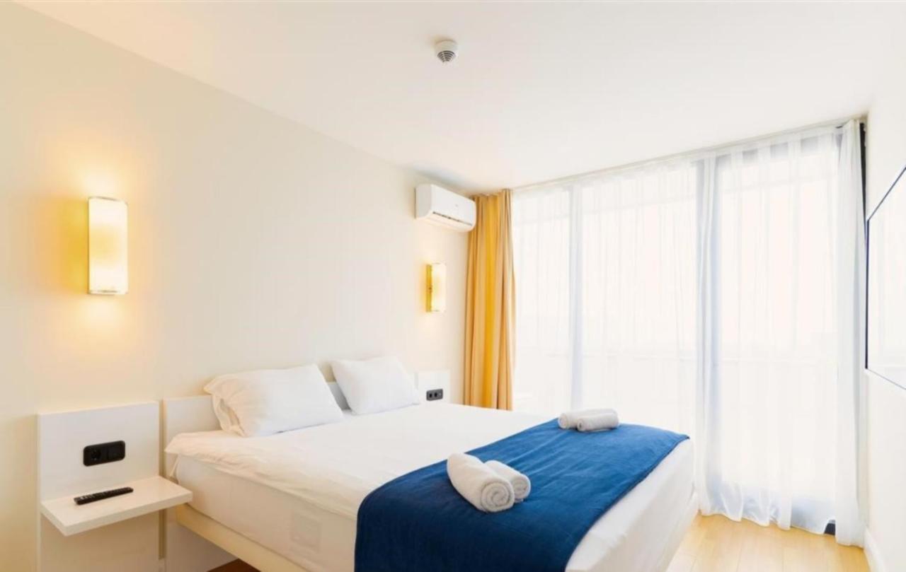Orbi City Batumi Sea View Aparthotel Экстерьер фото